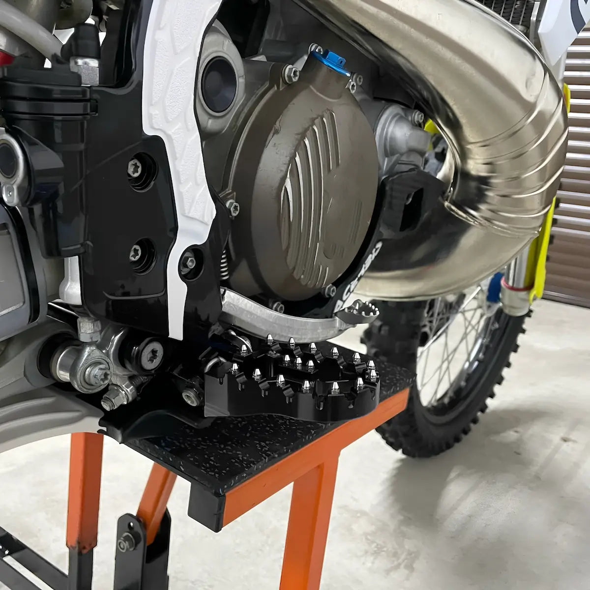 57mm Wide Foot Pegs