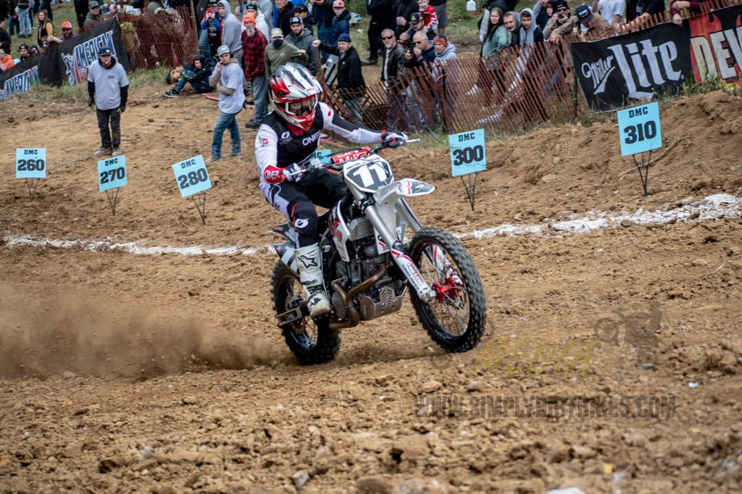 DVS23 - 142 - Simply Dirt Bikes