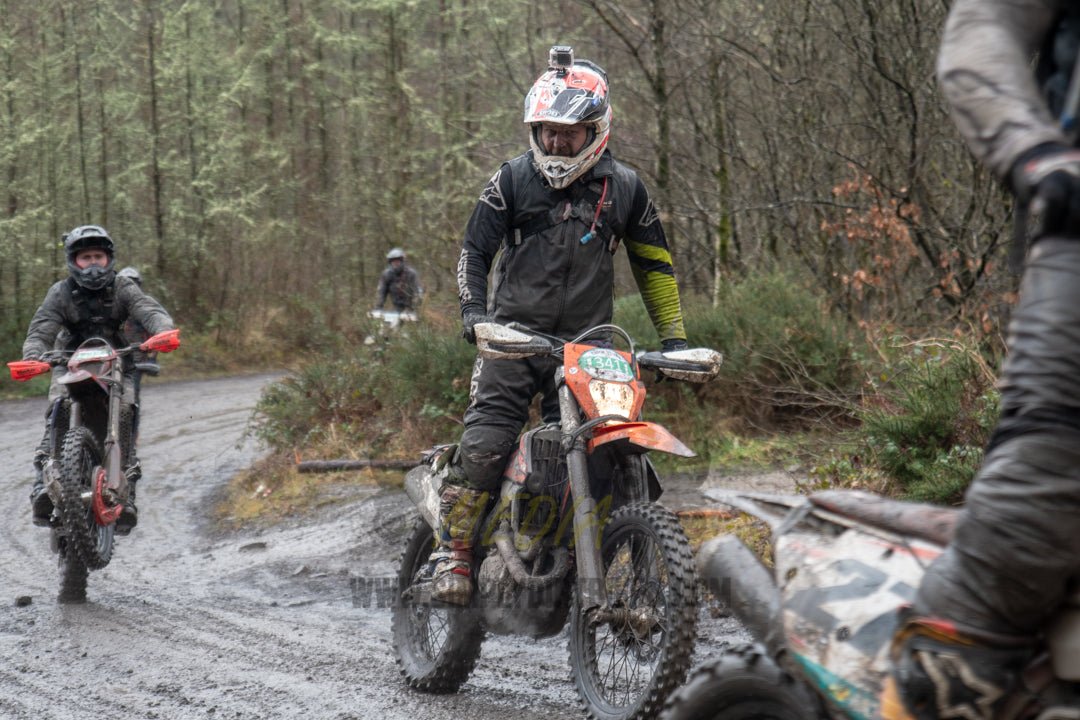 VX23RaceAM - 252 - Simply Dirt Bikes