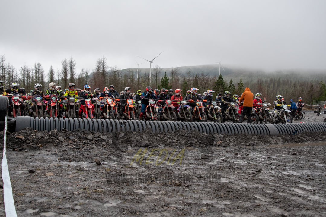 VX23RaceAM - 6 - Simply Dirt Bikes