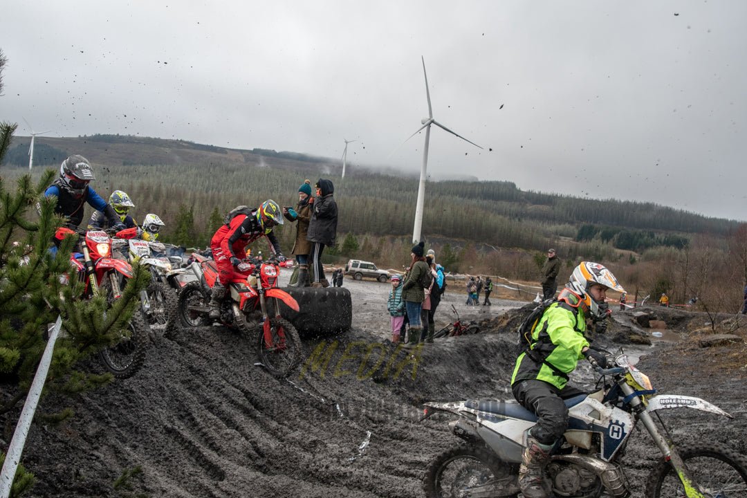 VX23RacePM - 138 - Simply Dirt Bikes