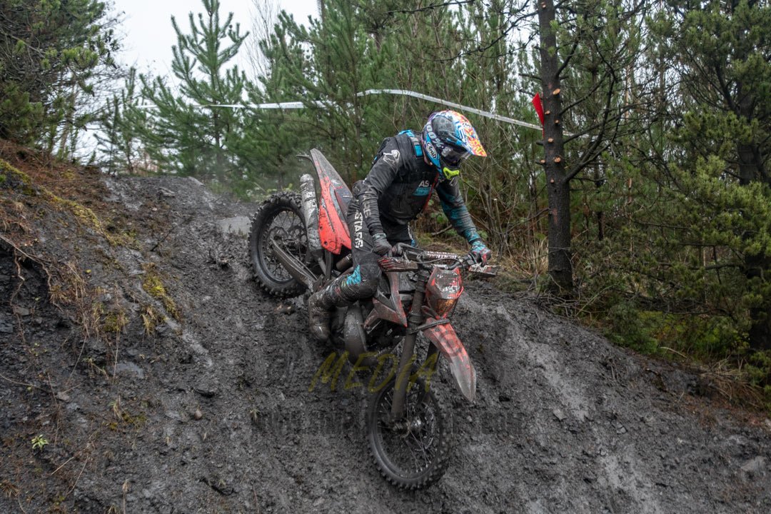 VX23RacePM - 189 - Simply Dirt Bikes