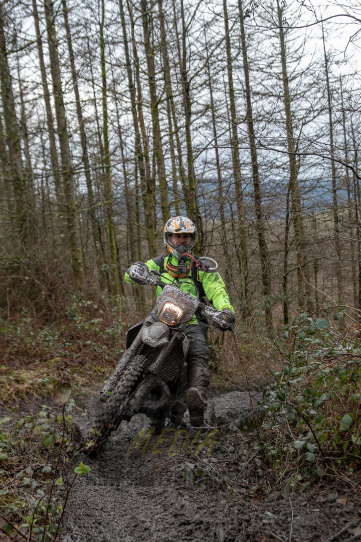 VX23RacePM - 207 - Simply Dirt Bikes