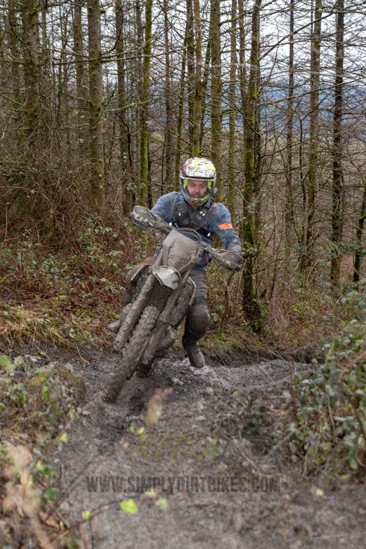 VX23RacePM - 226 - Simply Dirt Bikes