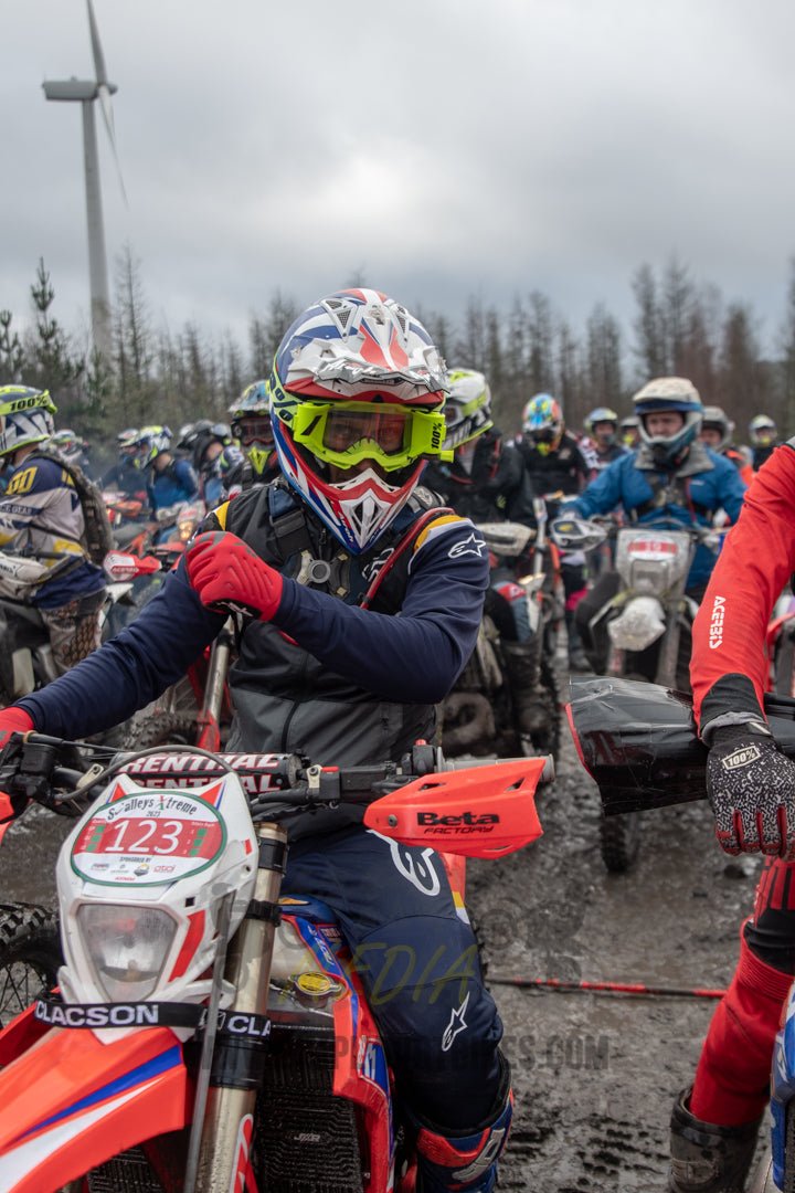 VX23RacePM - 25 - Simply Dirt Bikes