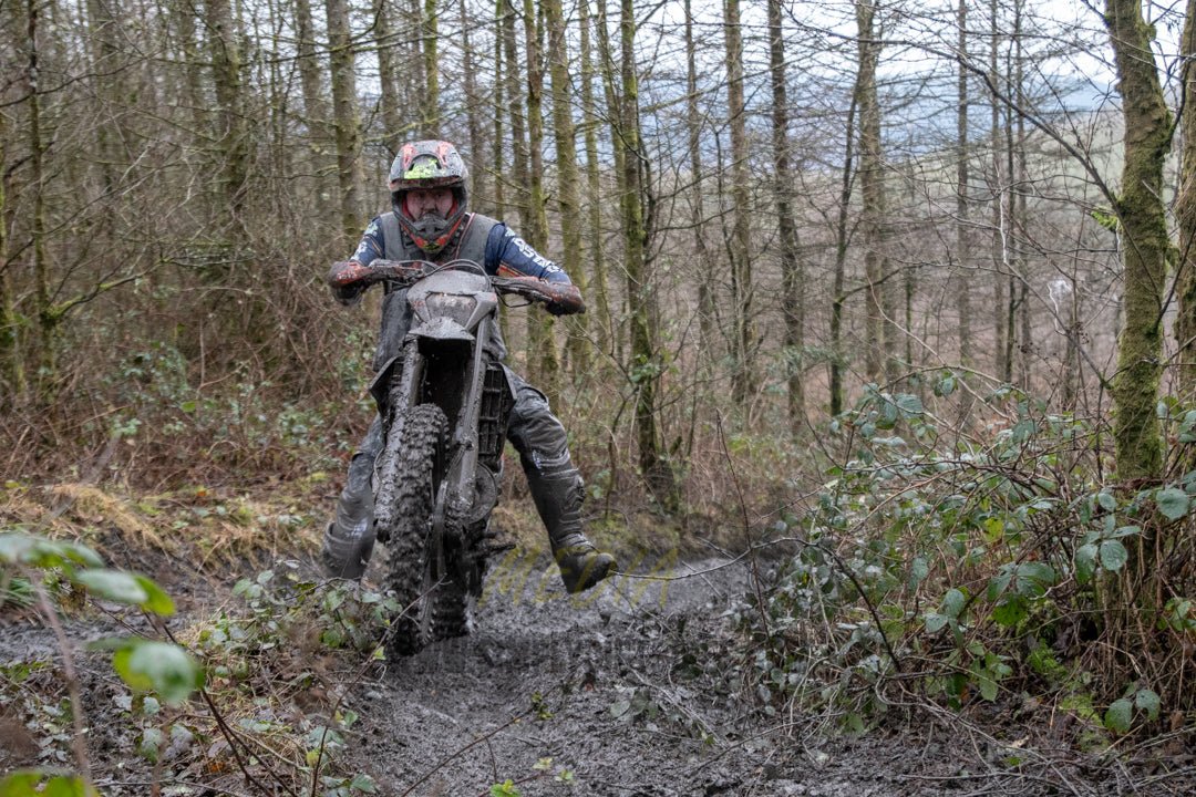 VX23RacePM - 252 - Simply Dirt Bikes