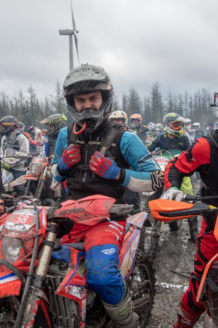 VX23RacePM - 30 - Simply Dirt Bikes