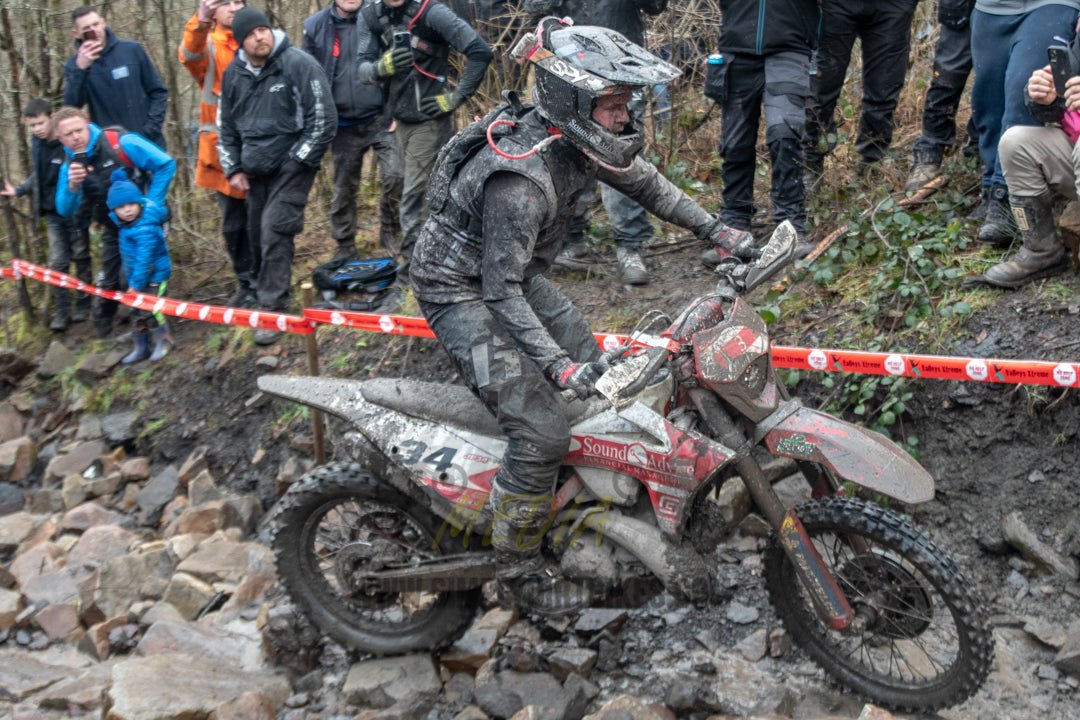 VX23RacePM - 303 - Simply Dirt Bikes