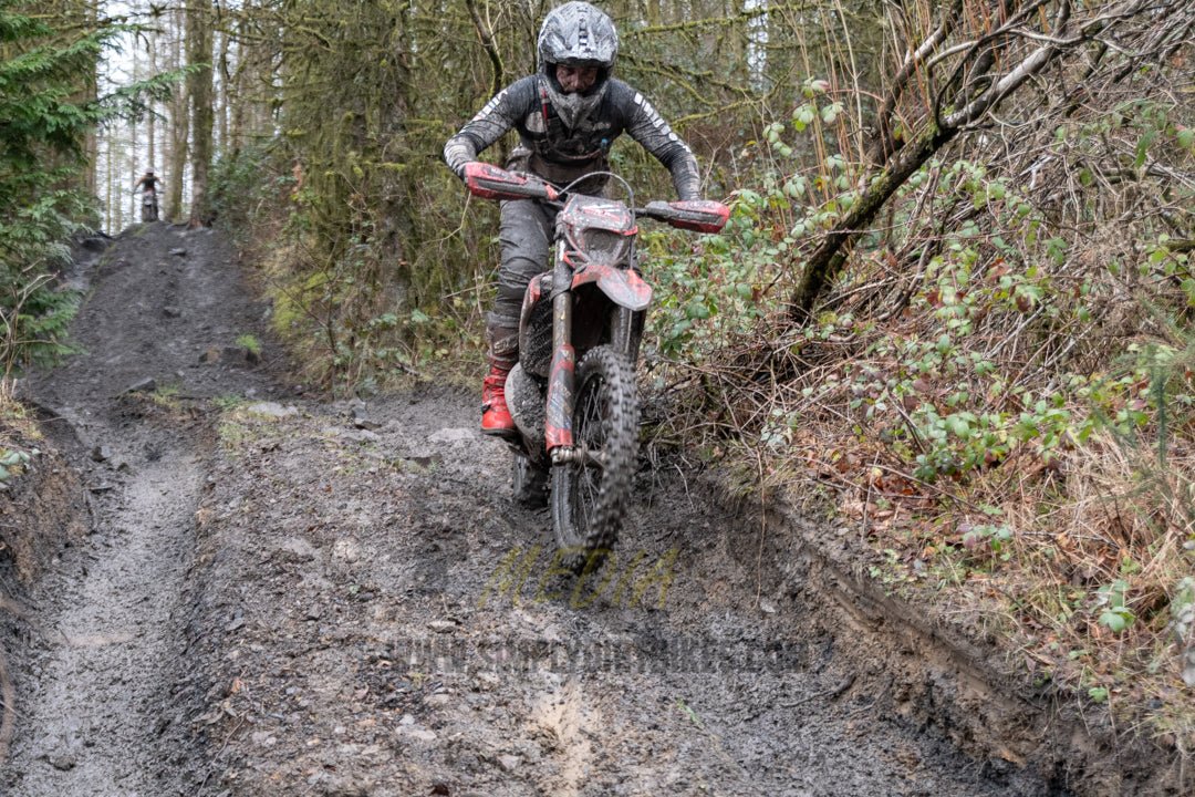 VX23RacePM - 315 - Simply Dirt Bikes