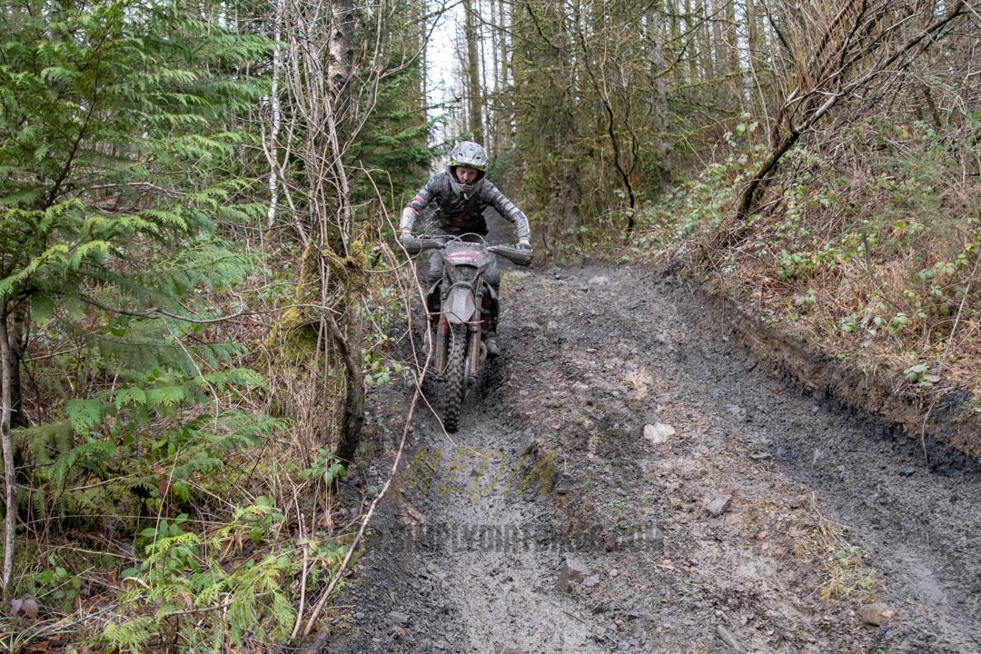 VX23RacePM - 318 - Simply Dirt Bikes