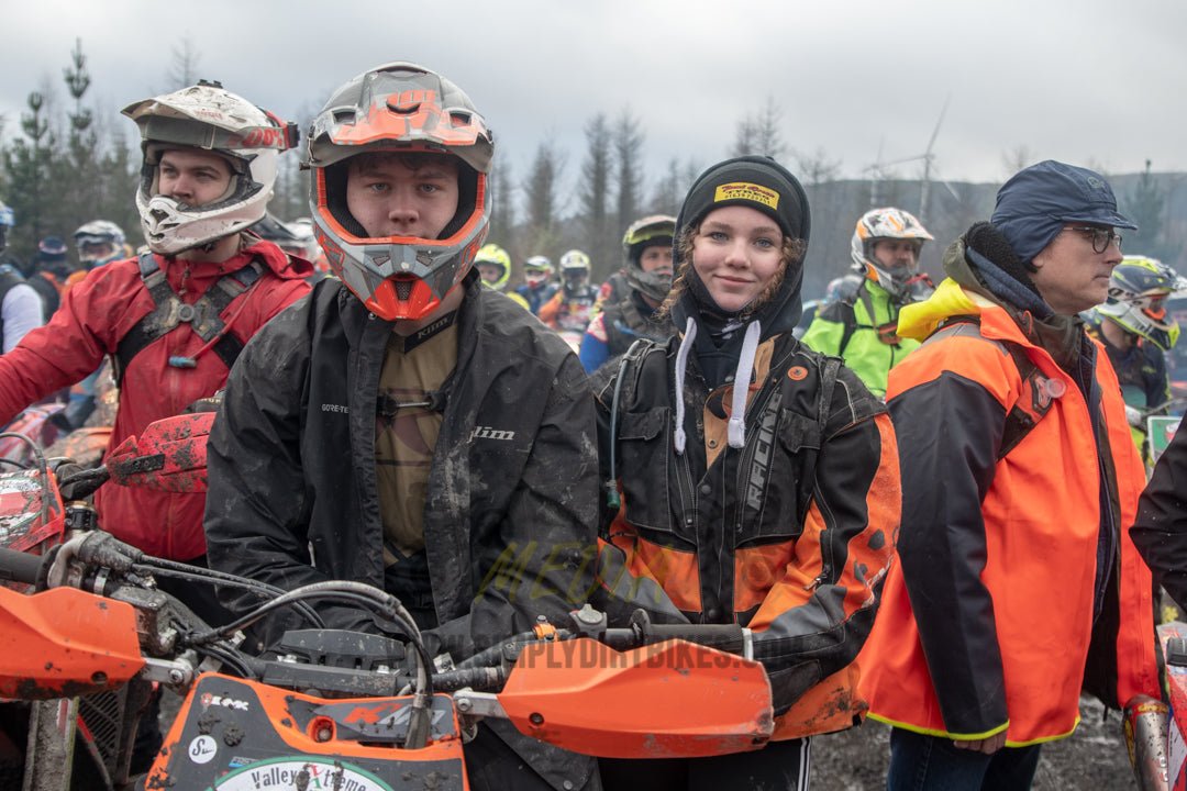 VX23RacePM - 33 - Simply Dirt Bikes