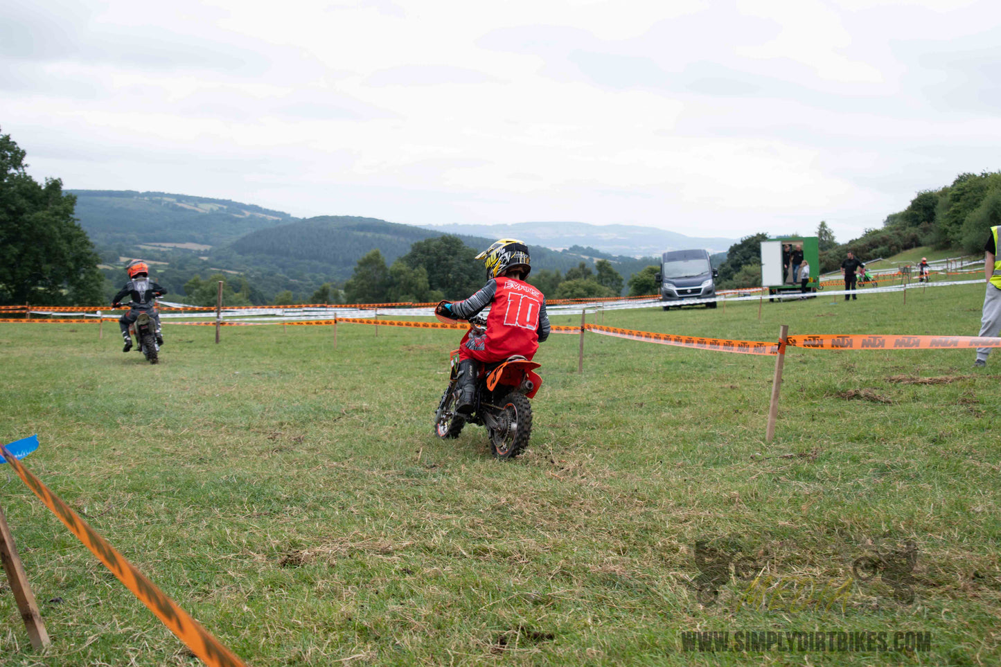 CWAC Knighton - Youth Hare & Hound Race 1