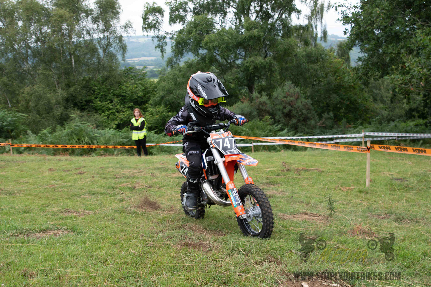 CWAC Knighton - Youth Hare & Hound Race 1