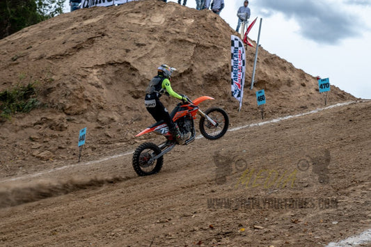 DVS23 - 202 - Simply Dirt Bikes