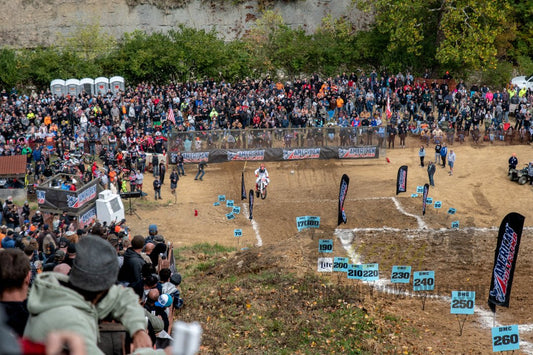 DVS23 - 52 - Simply Dirt Bikes