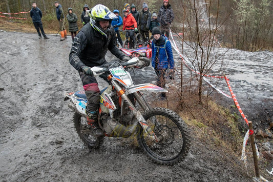 VX23RaceAM - 195 - Simply Dirt Bikes