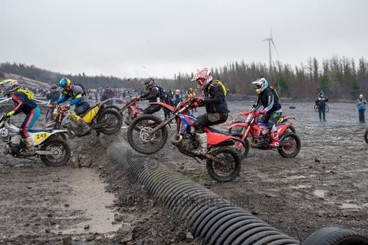 VX23RaceAM - 33 - Simply Dirt Bikes