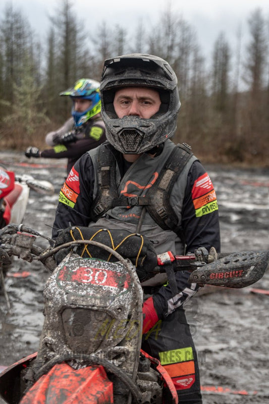 VX23RacePM - 101 - Simply Dirt Bikes