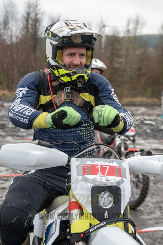 VX23RacePM - 102 - Simply Dirt Bikes