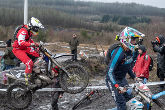 VX23RacePM - 118 - Simply Dirt Bikes