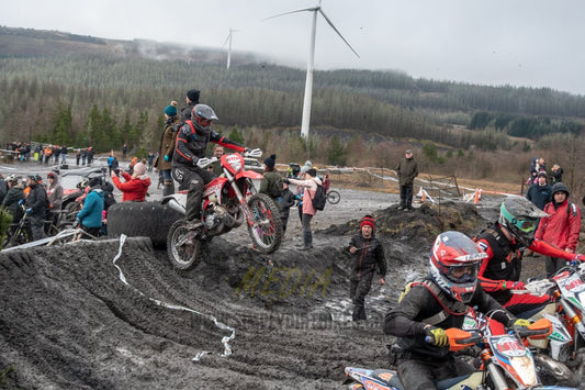 VX23RacePM - 123 - Simply Dirt Bikes
