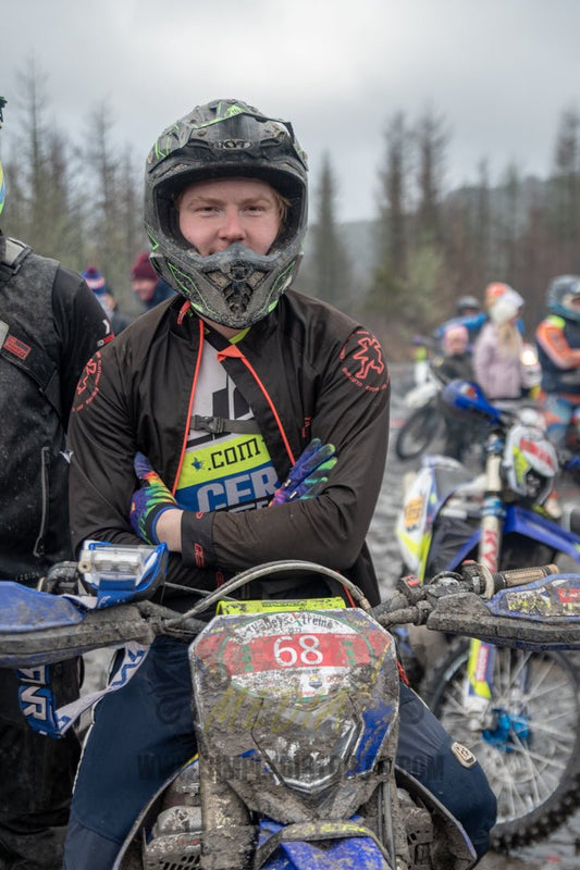 VX23RacePM - 15 - Simply Dirt Bikes