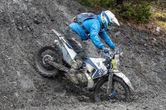 VX23RacePM - 198 - Simply Dirt Bikes