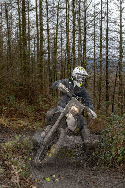 VX23RacePM - 220 - Simply Dirt Bikes