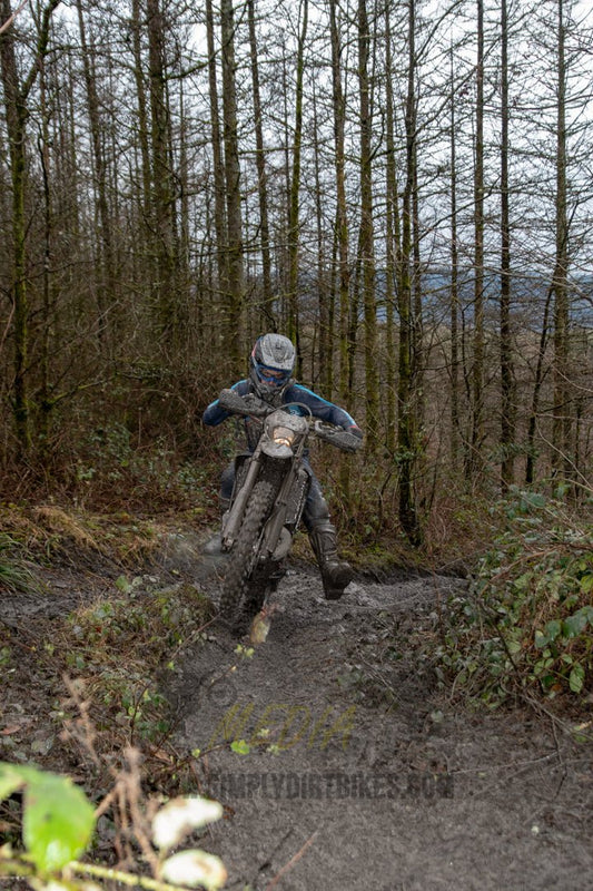 VX23RacePM - 223 - Simply Dirt Bikes