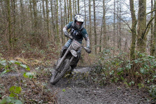 VX23RacePM - 256 - Simply Dirt Bikes