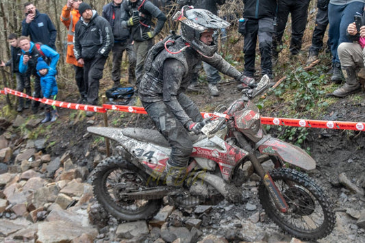 VX23RacePM - 303 - Simply Dirt Bikes