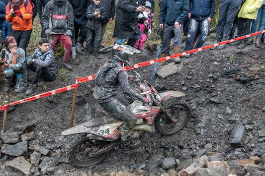VX23RacePM - 304 - Simply Dirt Bikes
