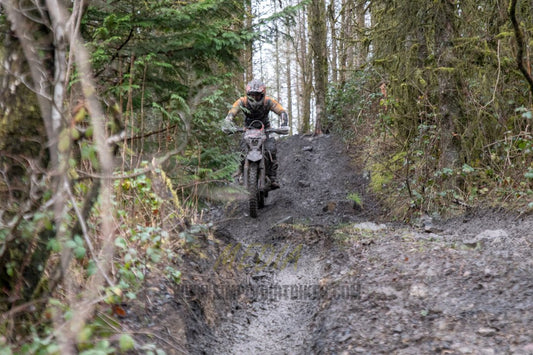 VX23RacePM - 316 - Simply Dirt Bikes