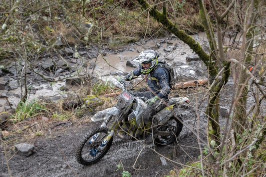 VX23RacePM - 325 - Simply Dirt Bikes