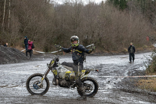 VX23RacePM - 326 - Simply Dirt Bikes