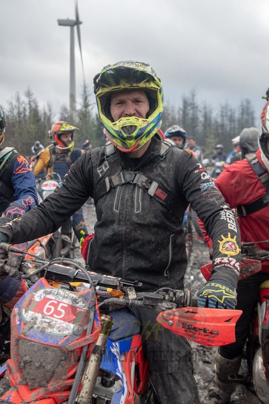 VX23RacePM - 35 - Simply Dirt Bikes