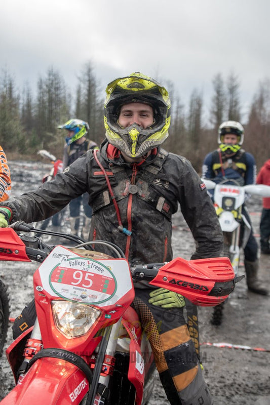 VX23RacePM - 81 - Simply Dirt Bikes